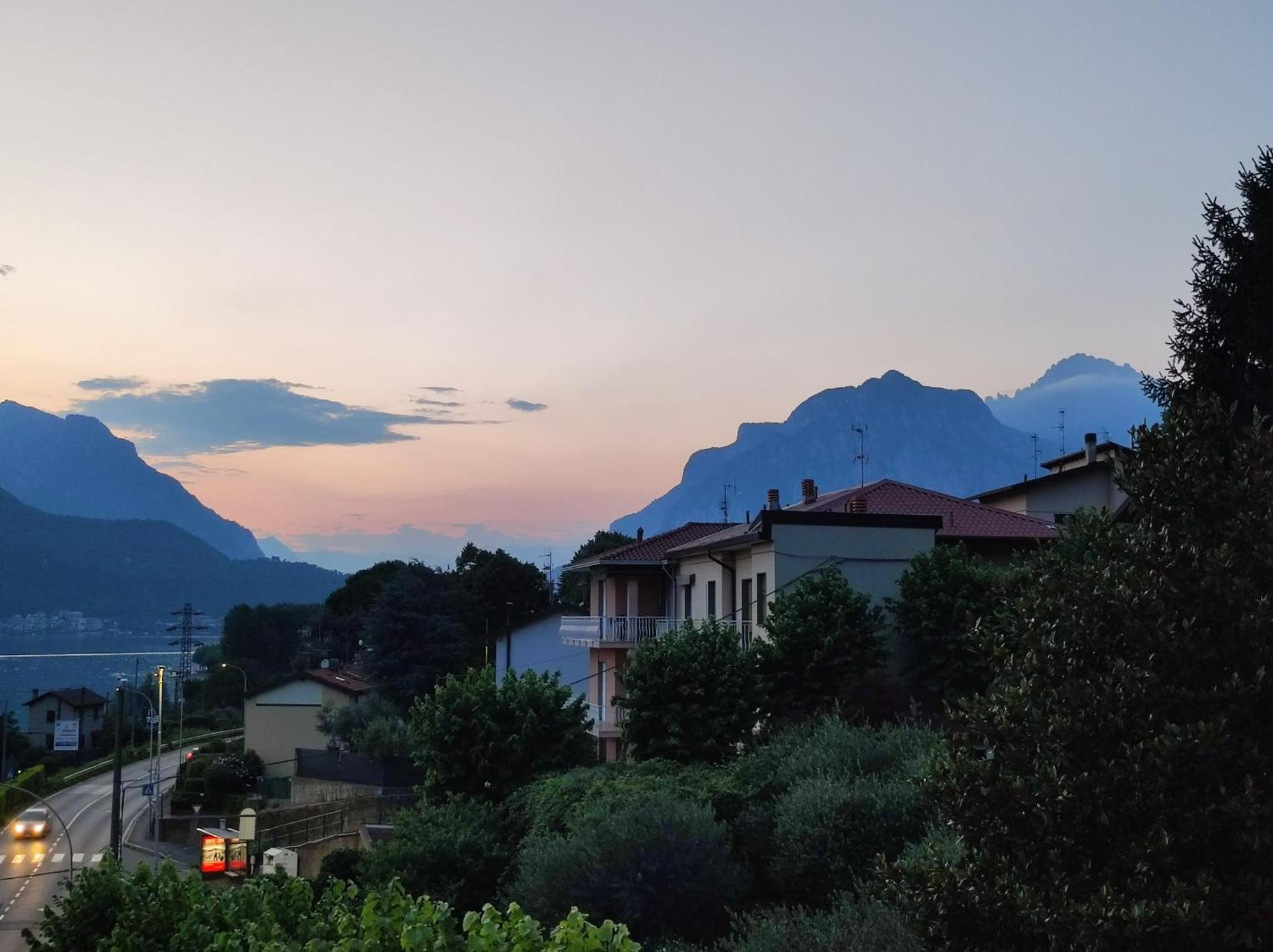 Terrazzo Sul Lago Lecco Eksteriør billede