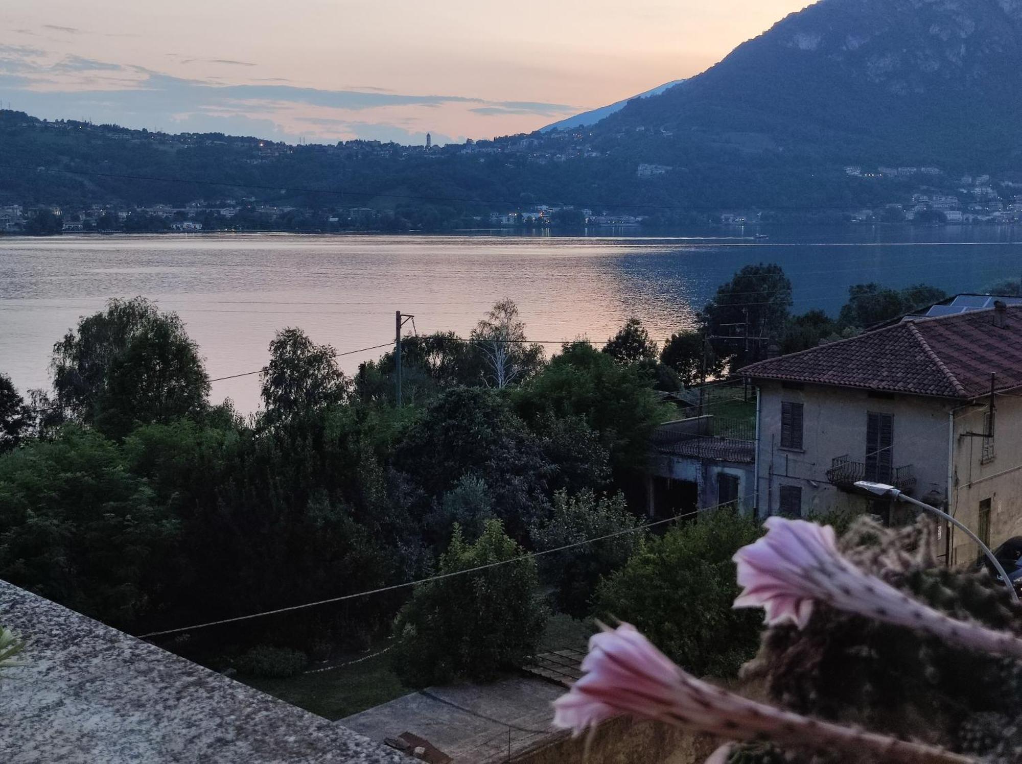 Terrazzo Sul Lago Lecco Eksteriør billede