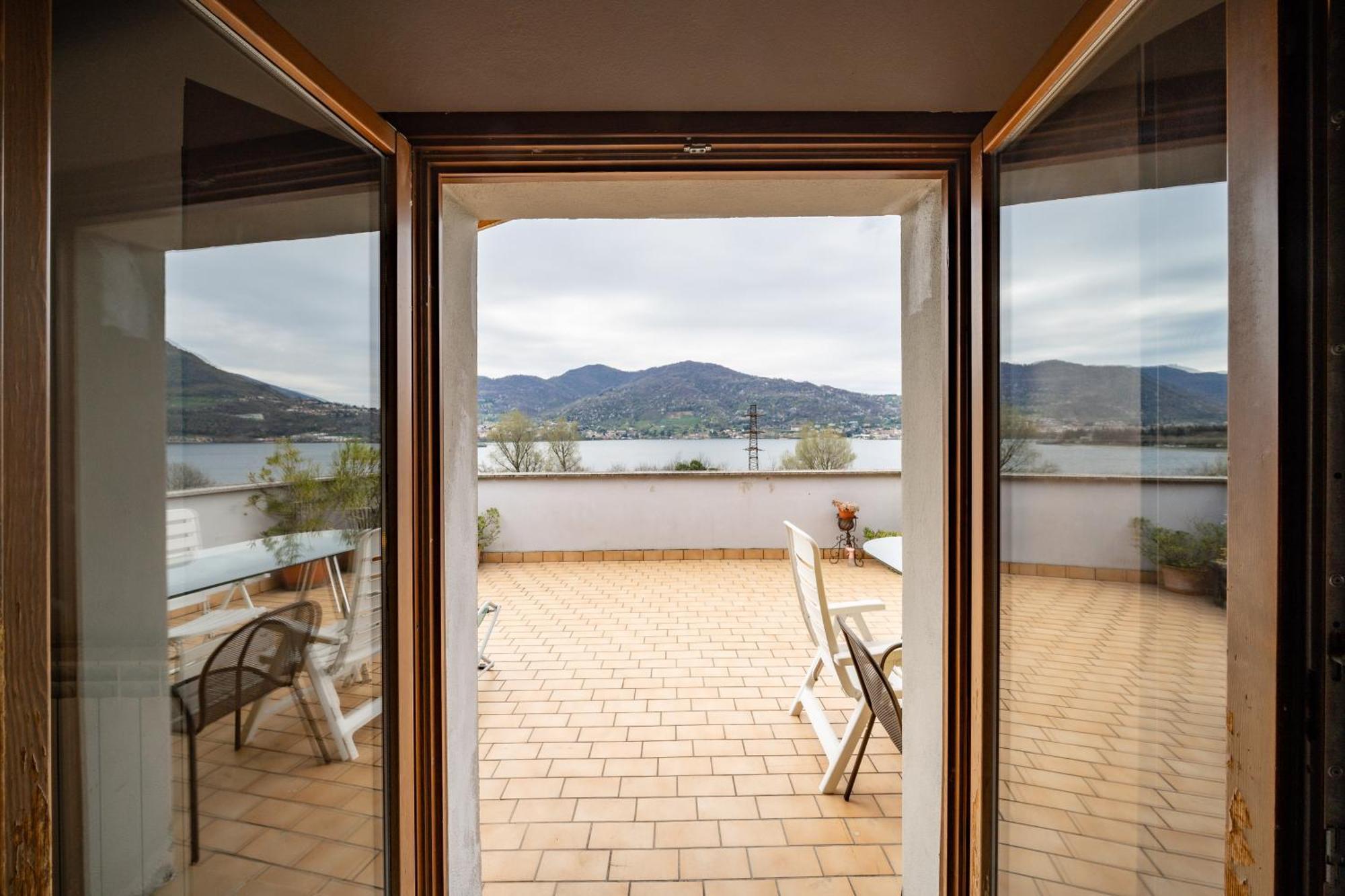 Terrazzo Sul Lago Lecco Eksteriør billede